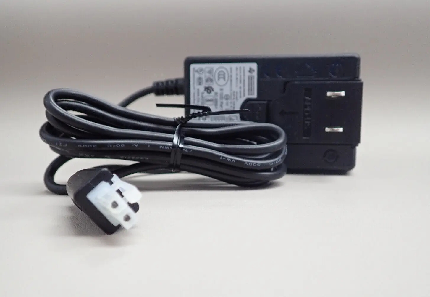 *Brand NEW*12V 3A 36Watt AC Adapter Bright-Sign / APD WA-36A12R 2-Pin Plug-In Power Supply